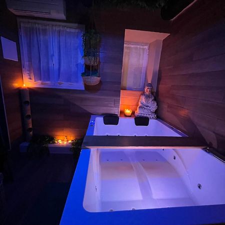 Le Balneo Jacuzzi Vieil Antibes Safranier Leilighet Eksteriør bilde